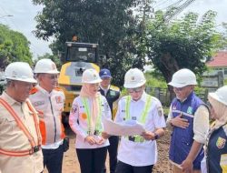 Pemprov Perlebar Ruas Jalan R.E. Martadinata–Padang Cermin Jadi 11 Meter